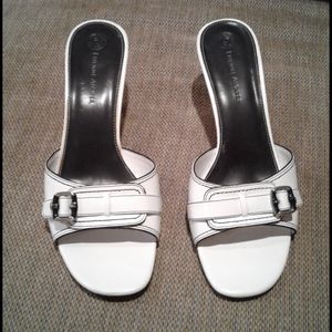 Etienne  Aigner Slides